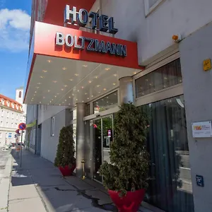 Otel Boltzmann, Viyana