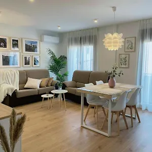 https://baeza-golden.es-andalucia.com
