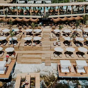 Lost Seaside Hotel Sarandë