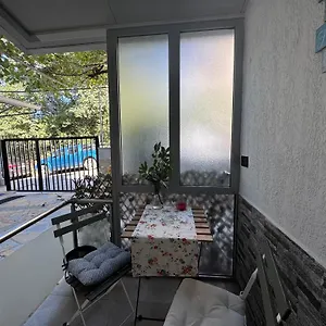 Double17 Apartment Gjirokastër