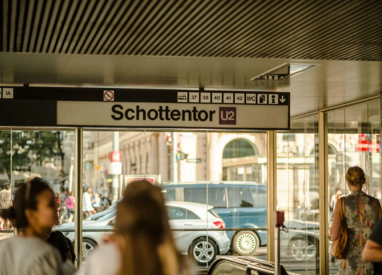Roosevelt Stadthaus Vienna