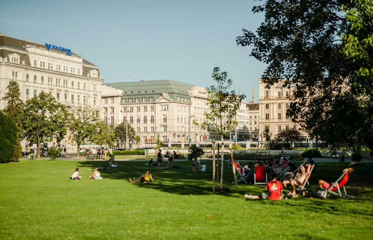 Roosevelt Stadthaus Vienna